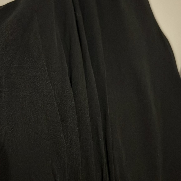 BCBG Paris sleeveless formal dress with bead details at the waistline. Sz 4 - Picture 6 of 11